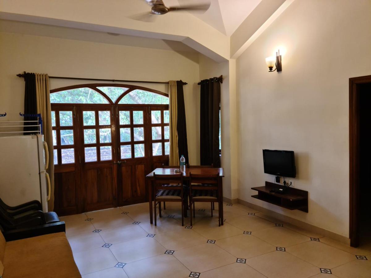 Coastal Suites Apart-Hotel Colva Ngoại thất bức ảnh